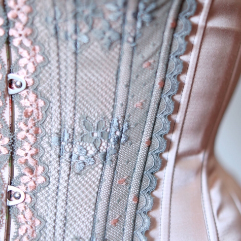 Corset rose taupe